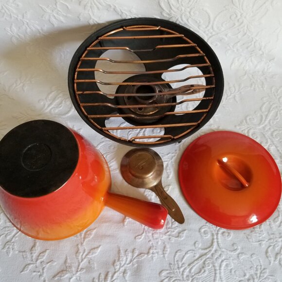 Le Creuset Fondue Pot Enamel Cast Iron With Base Vintage - Picture 7 of 10